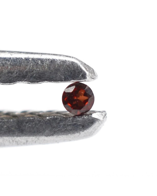 1.25mm ROUND GARNET MOZAMBIQUE AAA