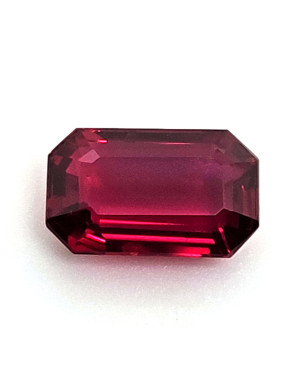 11.41X7.01MM EMERALD CUT  MOZAMBIQUE RUBY 4.01CT