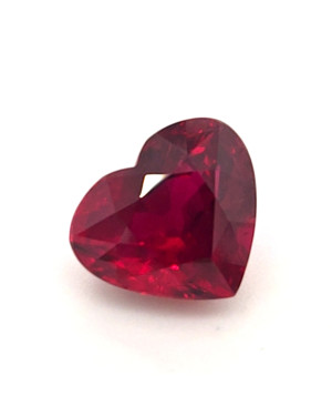 8.81X10.25MM HEART  MOZAMBIQUE RUBY 4.09CT